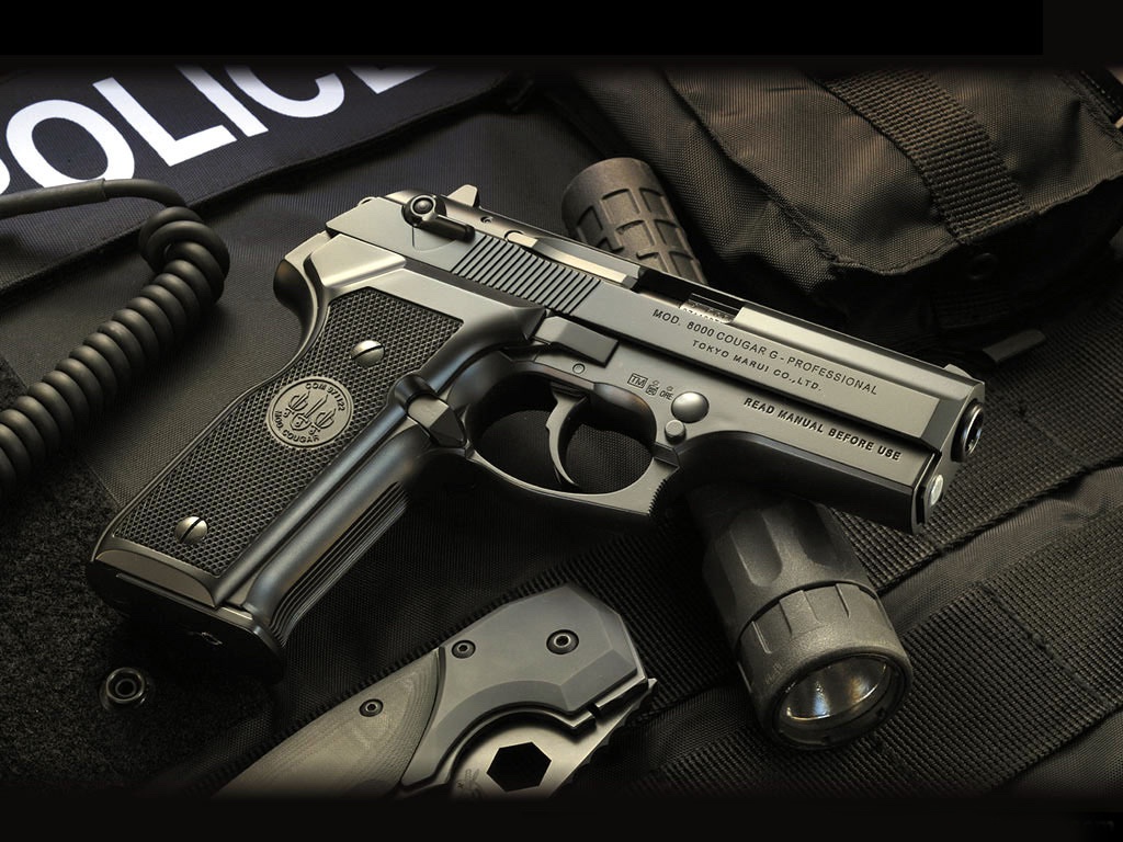(Guns - Weapons) - Wallpapers4Desktop.com 17